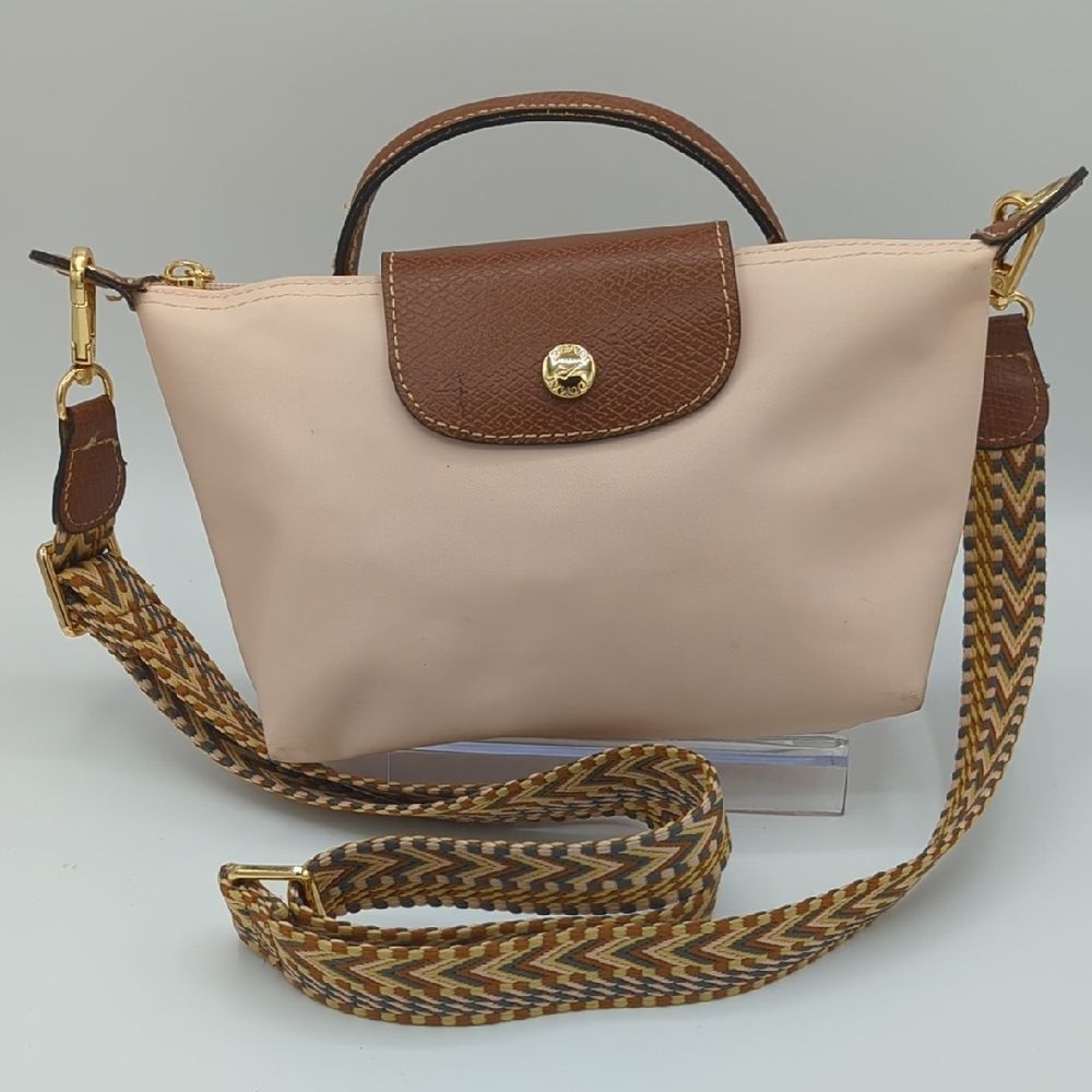 Domat Crossbody Bag